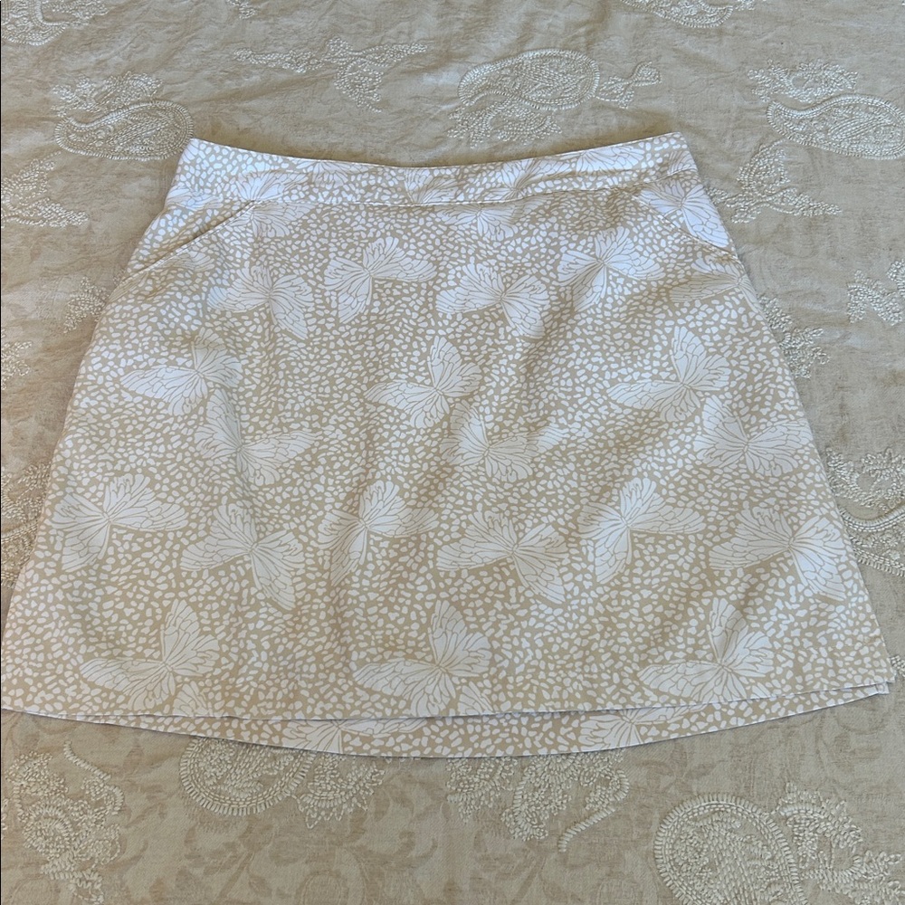 Coral Bay Golf Skort Size 8 Cream and White Butterfly Print